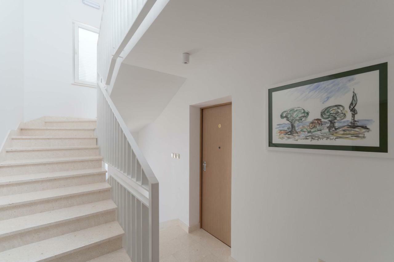 Apartment House Ivan John Podstrana Esterno foto